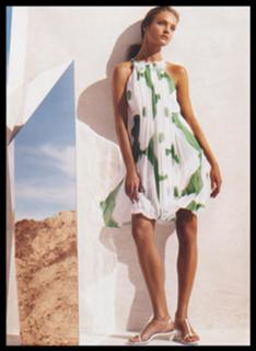 Natalia Vodianova feet photo thumbnail