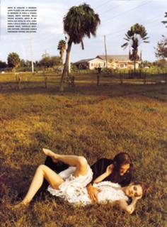 Natalia Vodianova feet photo thumbnail