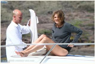 Natalia Vodianova feet photo thumbnail