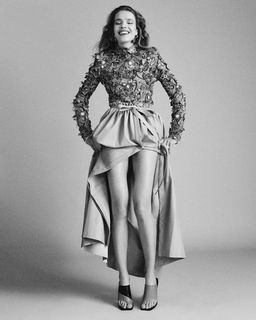 Natalia Vodianova feet photo thumbnail