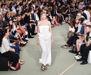 Natalia Vodianova feet photo thumbnail