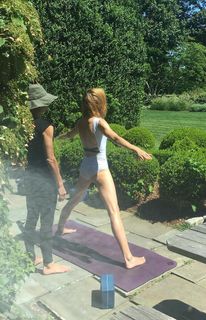 Natalia Vodianova feet photo thumbnail