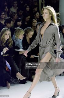 Natalia Vodianova feet photo thumbnail