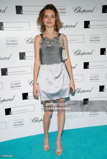 Natalia Vodianova feet photo thumbnail