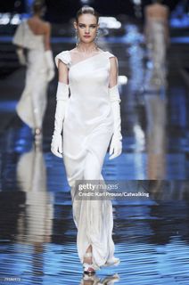 Natalia Vodianova feet photo thumbnail