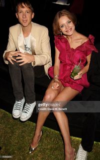 Natalia Vodianova feet photo thumbnail