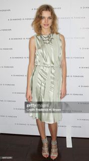 Natalia Vodianova feet photo thumbnail