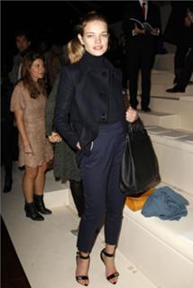 Natalia Vodianova feet photo thumbnail