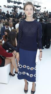 Natalia Vodianova feet photo thumbnail