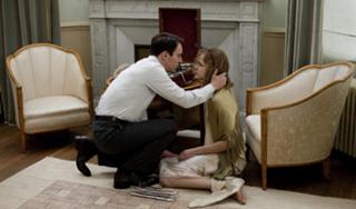 Natalia Vodianova feet photo thumbnail