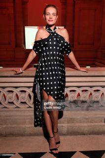 Natalia Vodianova feet photo 13