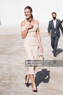 Natalia Vodianova feet photo 10