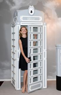 Natalia Vodianova feet photo thumbnail