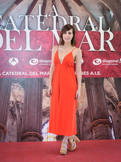 Natalia de Molina feet photo 5