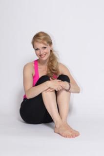 Natalie Alison feet photo 10