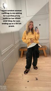 Natalie Alyn Lind feet photo thumbnail