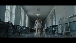 Natalie Alyn Lind feet photo thumbnail