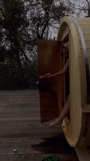 Natalie Alyn Lind feet photo thumbnail