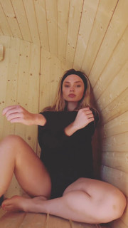 Natalie Alyn Lind feet photo thumbnail