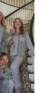 Natalie Alyn Lind feet photo thumbnail
