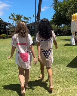 Natalie Alyn Lind feet photo thumbnail