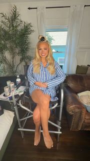 Natalie Alyn Lind feet photo 11