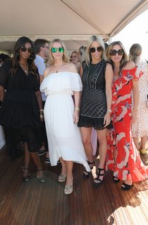 Natalie Appleton feet photo 4