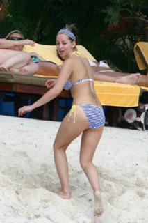 Natalie Appleton feet photo 1