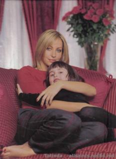 Natalie Appleton feet photo 6