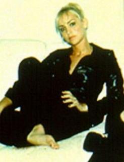 Natalie Appleton feet photo 5
