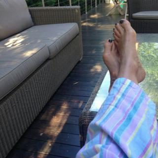 Natalie Barr feet photo 8