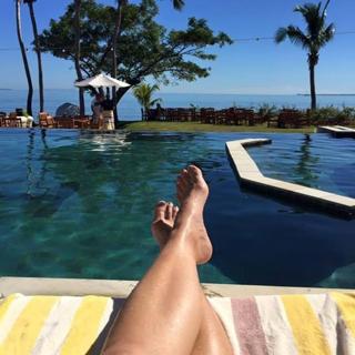 Natalie Barr feet photo 4