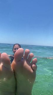 Natalie Barr feet photo 7