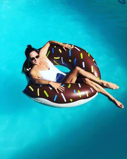 Natalie Brown feet photo 11