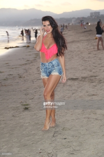 Natalie Burn feet photo 12