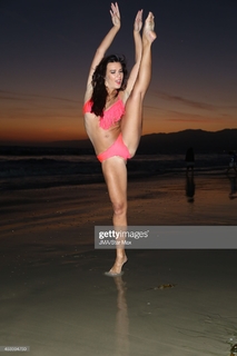 Natalie Burn feet photo 9