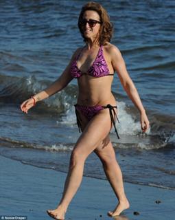 Natalie Cassidy feet photo 7