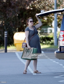 Natalie Cassidy feet photo 9
