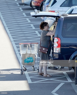 Natalie Cassidy feet photo 8
