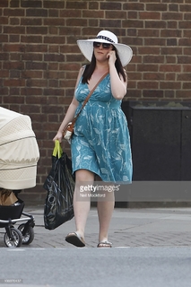 Natalie Cassidy feet photo 17