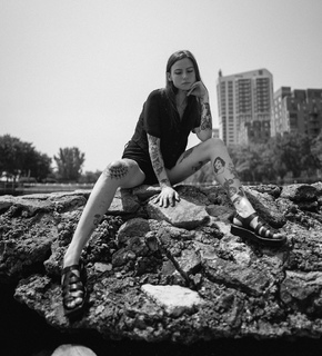 Natalie Cuomo feet photo 3