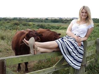 Natalie Deadman feet photo 19