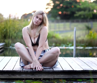 Natalie Deadman feet photo 20