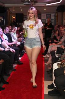 Natalie Deadman feet photo 10