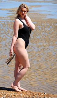 Natalie Deadman feet photo 7