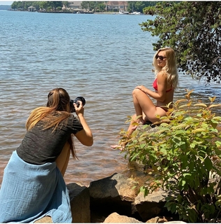 Natalie Decker feet photo 6