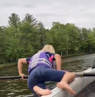 Natalie Decker feet photo 3