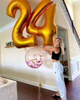 Natalie Decker feet photo 12