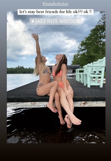 Natalie Decker feet photo 7