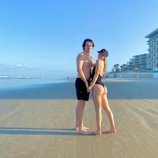 Natalie Decker feet photo 11